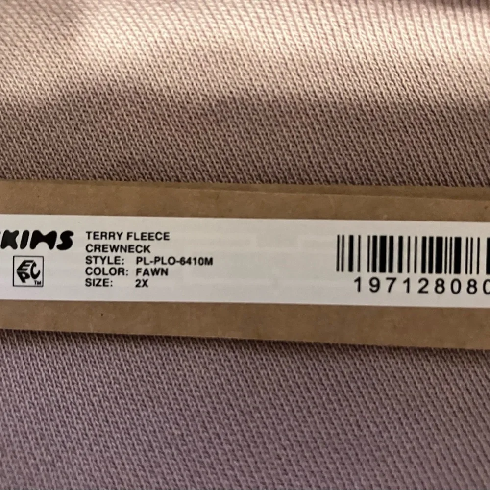 NWT!  SKIMS Terry Fleece Crewneck Sweatshirt 2xl color Fawn - Picture 5 of 5